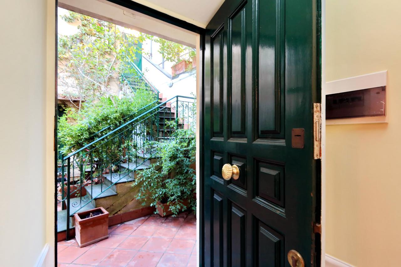 Characteristic Apartment Just Beside The Vatican โรม ภายนอก รูปภาพ