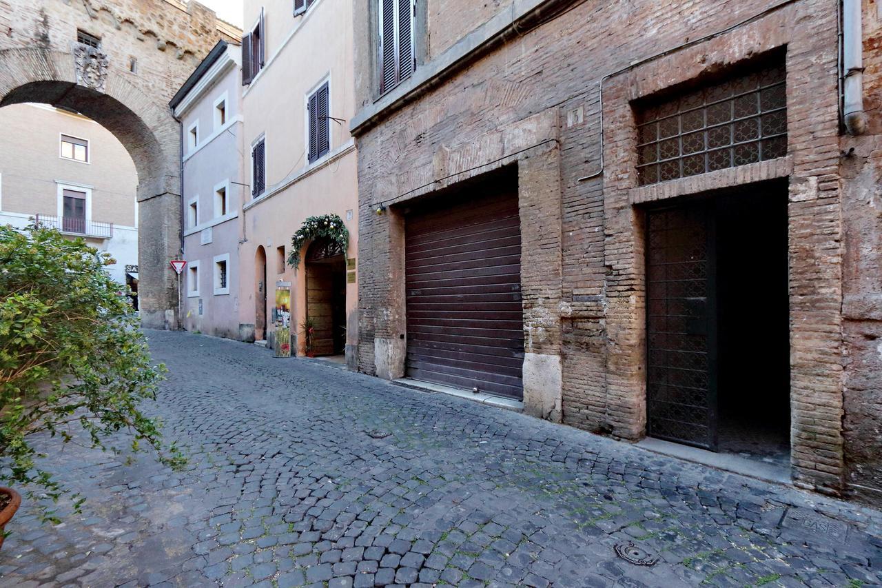Characteristic Apartment Just Beside The Vatican โรม ภายนอก รูปภาพ